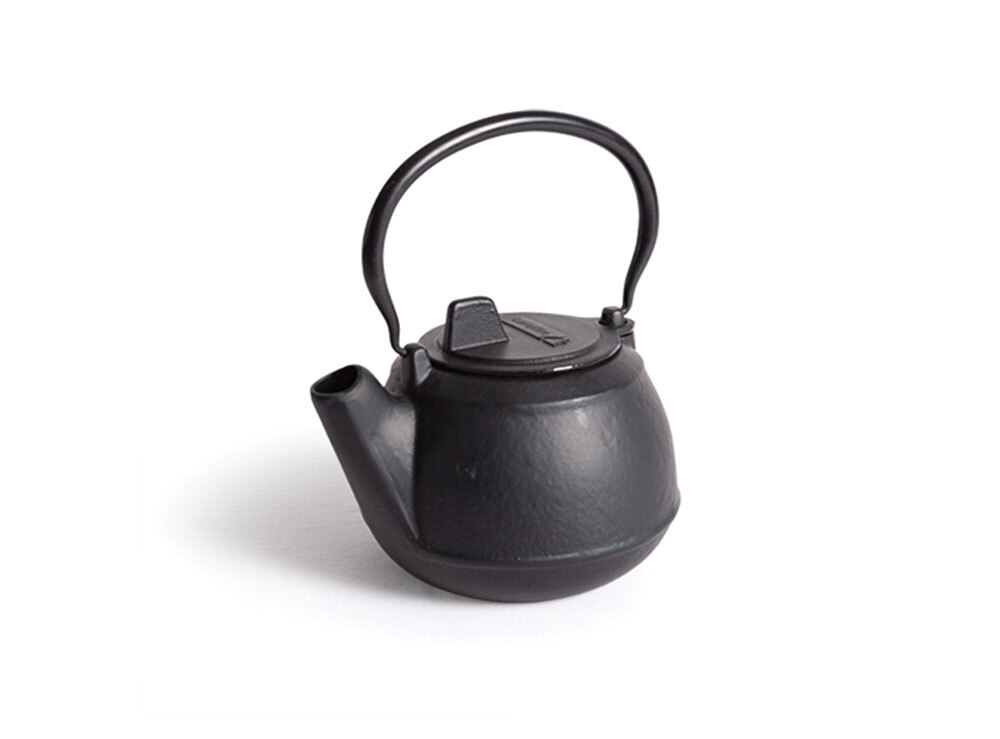 Campfire Pre Seasoned Cast Iron Kettle 2.0 Qt